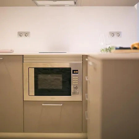 Flateli - Exclusivo Placa Catalunya 4-1 * Жерона